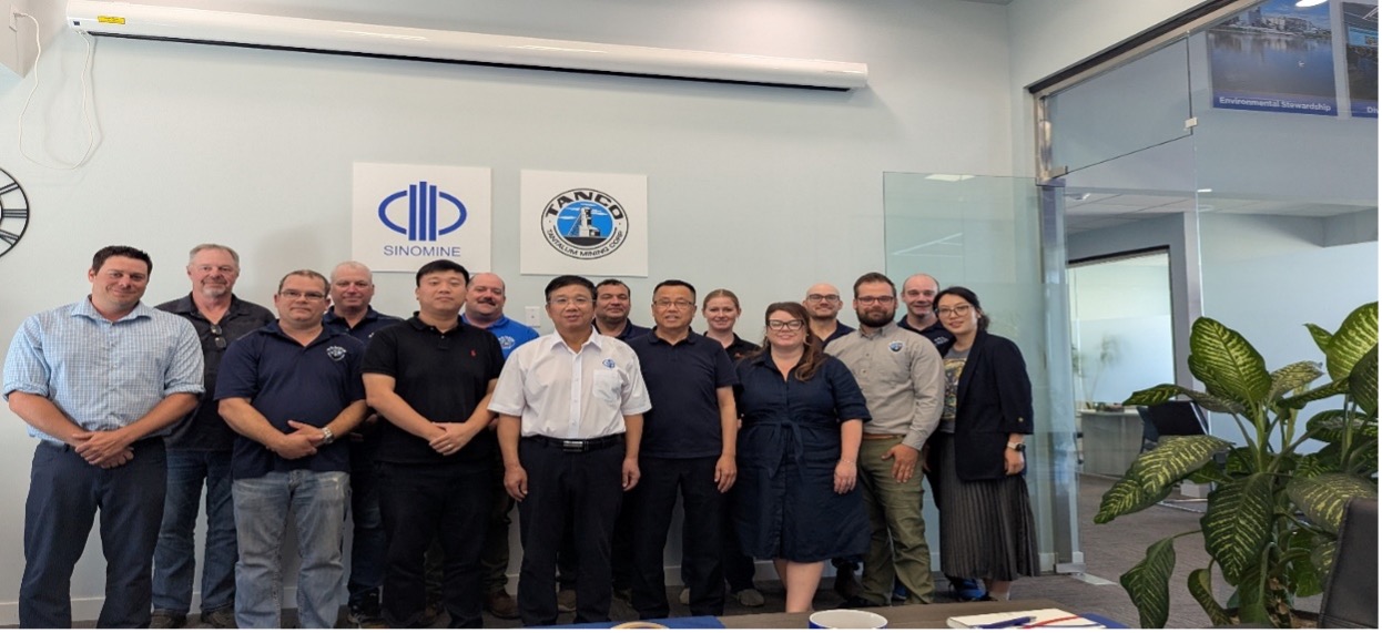 今年会集团董事长王平卫到加拿大 TANCO矿山检查调研